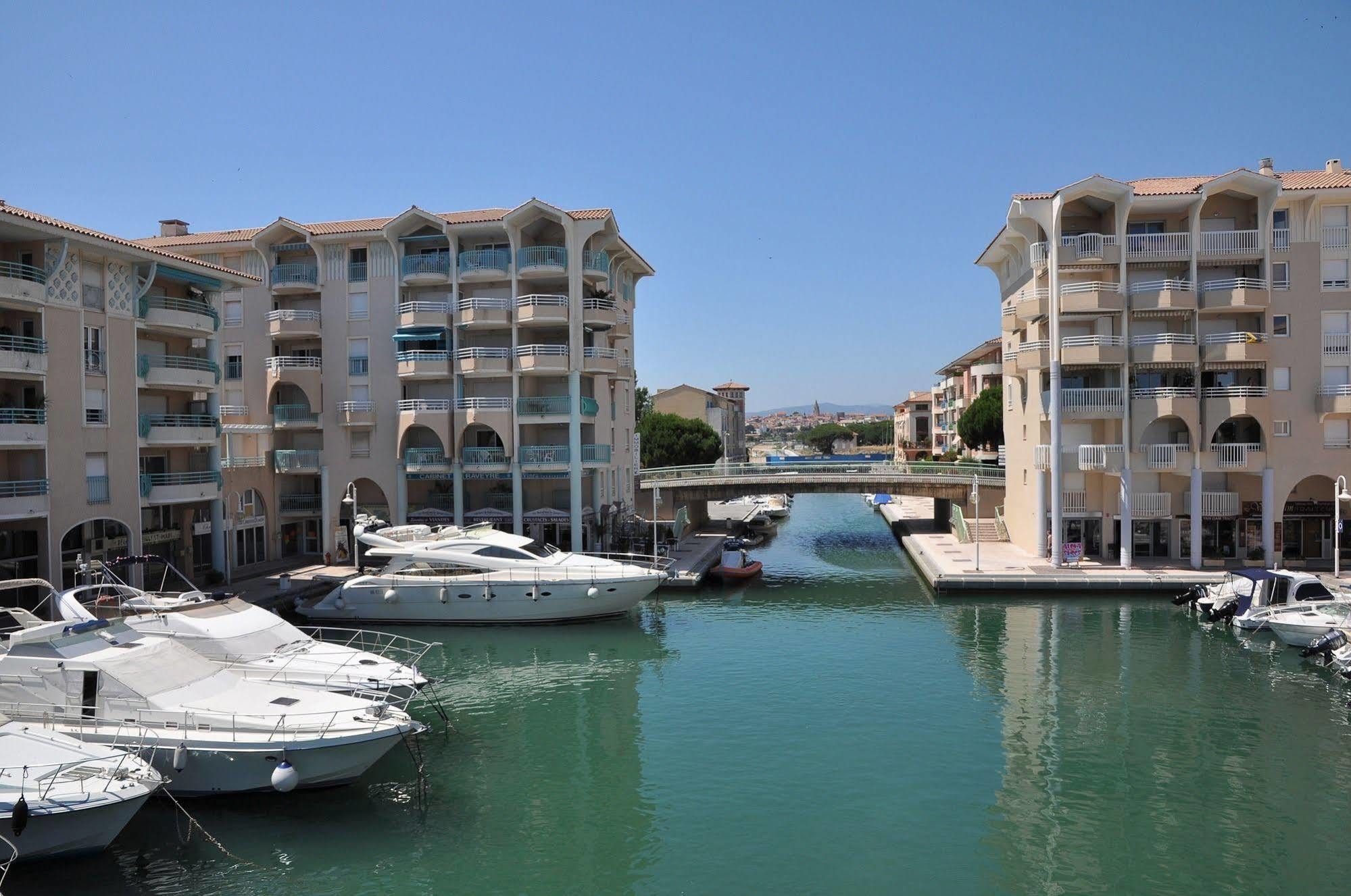 Atoll Hotel Restaurant Fréjus Екстериор снимка