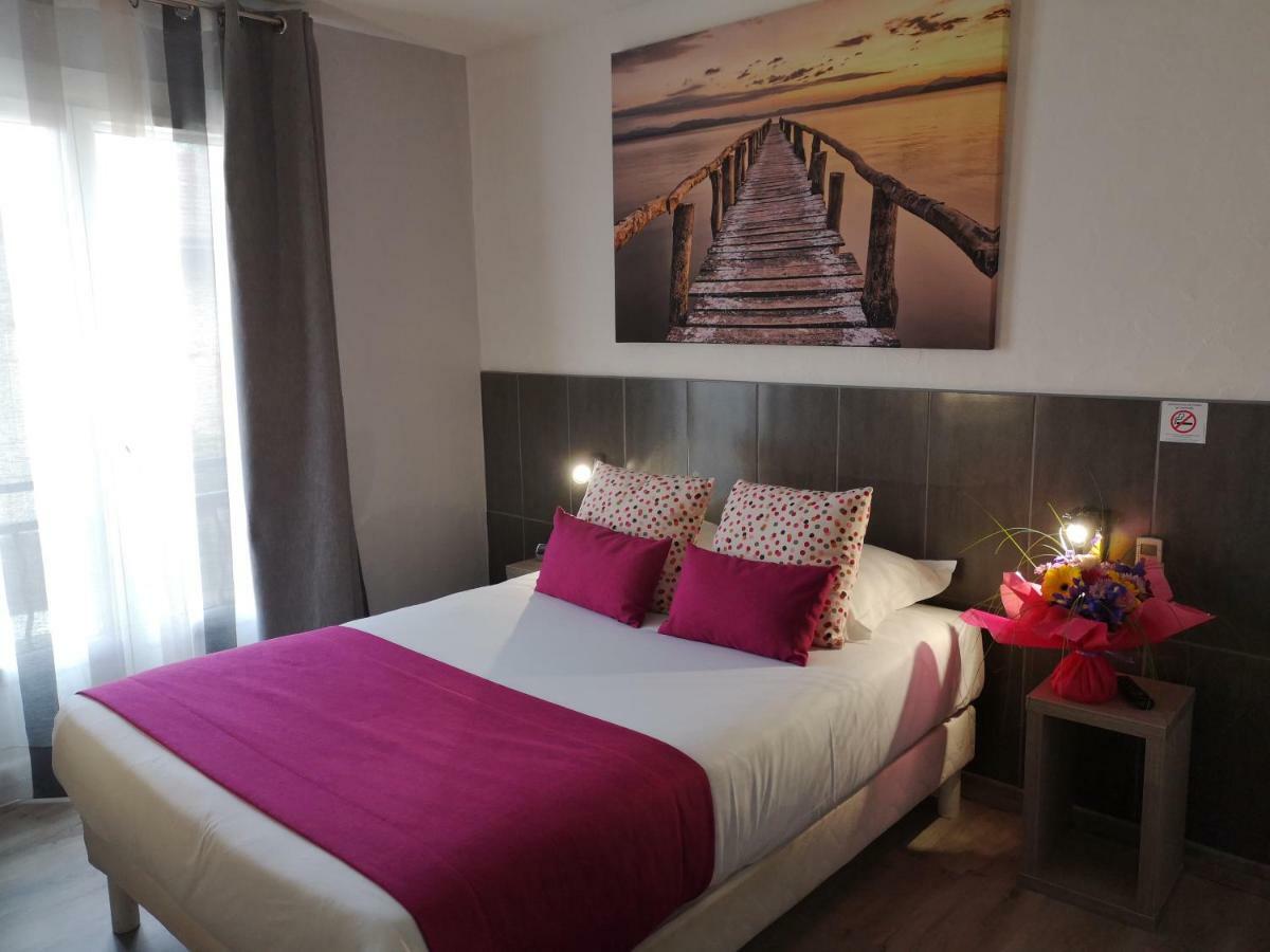 Atoll Hotel Restaurant Fréjus Екстериор снимка