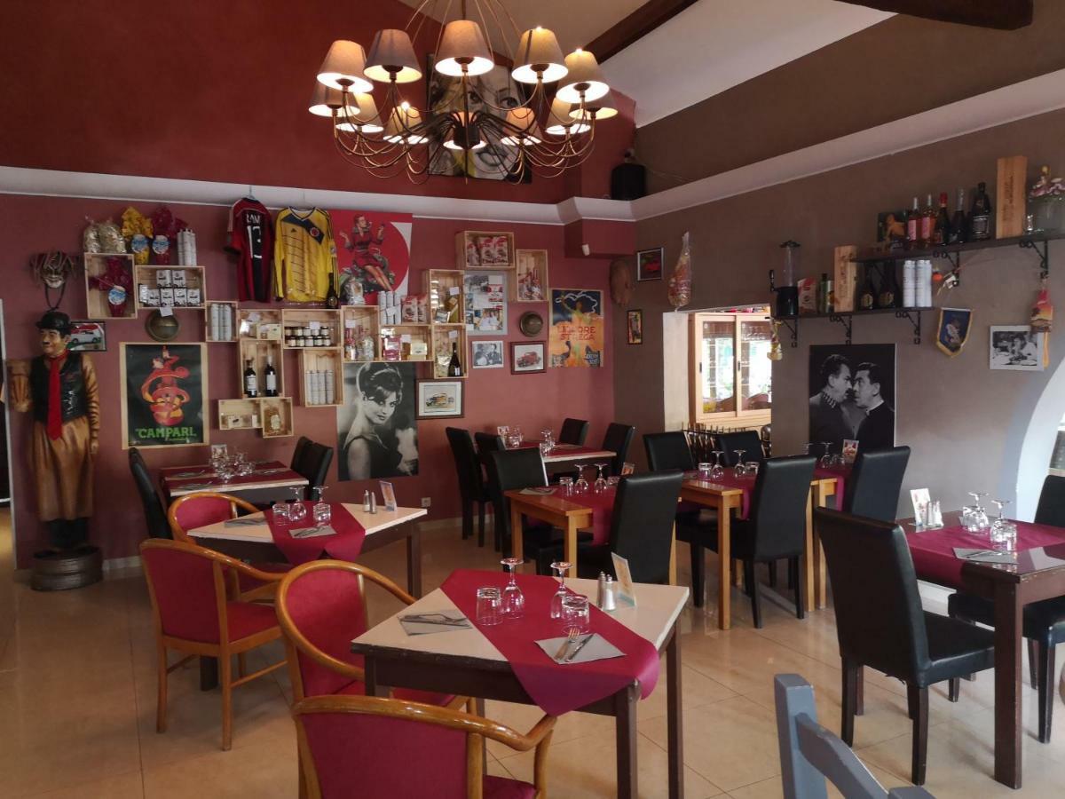 Atoll Hotel Restaurant Fréjus Екстериор снимка