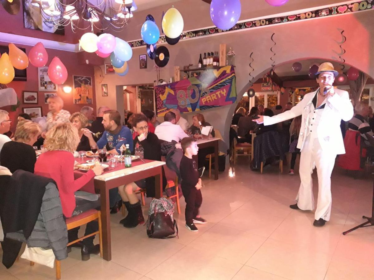 Atoll Hotel Restaurant Fréjus Екстериор снимка