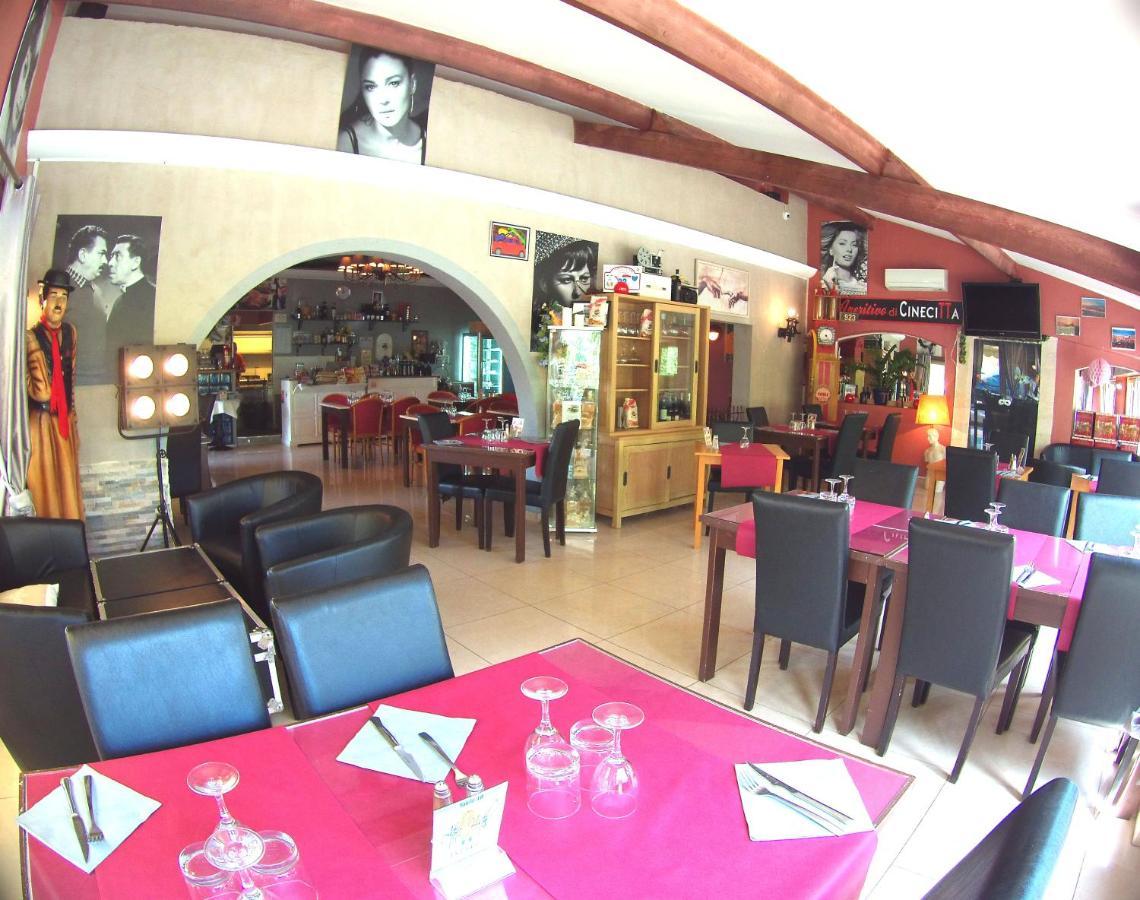 Atoll Hotel Restaurant Fréjus Екстериор снимка